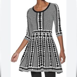 Nina Leonard Black & White Geometric Fit & Flare Knit Sweater Dress Size Large